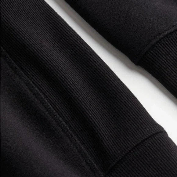 DISNEY MENS MICKEY MOUSE PULLOVER SWEATER SIZE SMALL - Picture 3 of 6